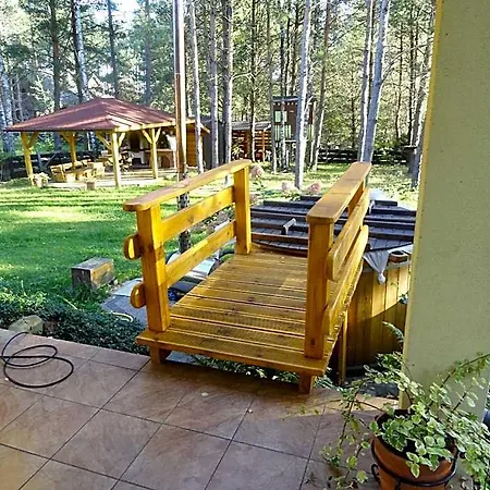 Gerendaház Nad Jeziorem Rumian *