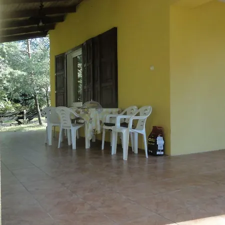 بيت خشبي Nad Jeziorem Rumian Rybno (Dzialdowo)