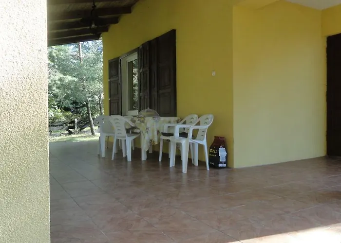 Lodge Nad Jeziorem Rumian Rybno (Dzialdowo)